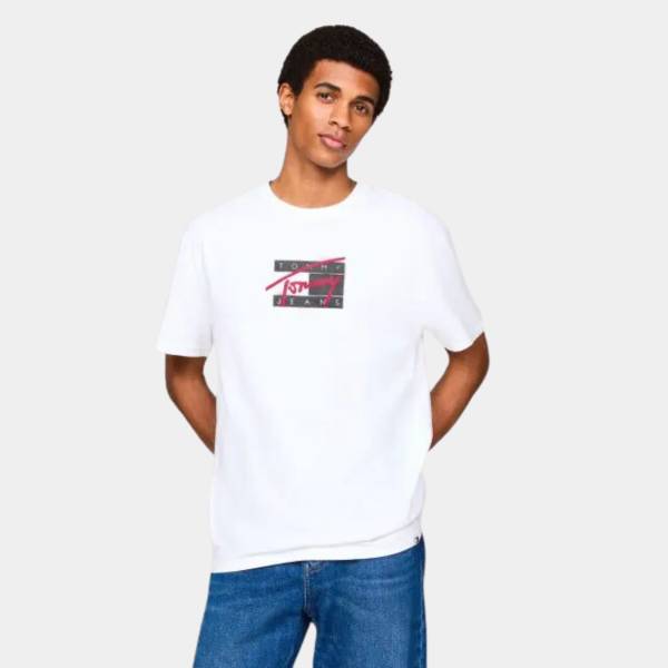 TOMMY JEANS MENS REGULAR  STREET SIG FLAG TEE